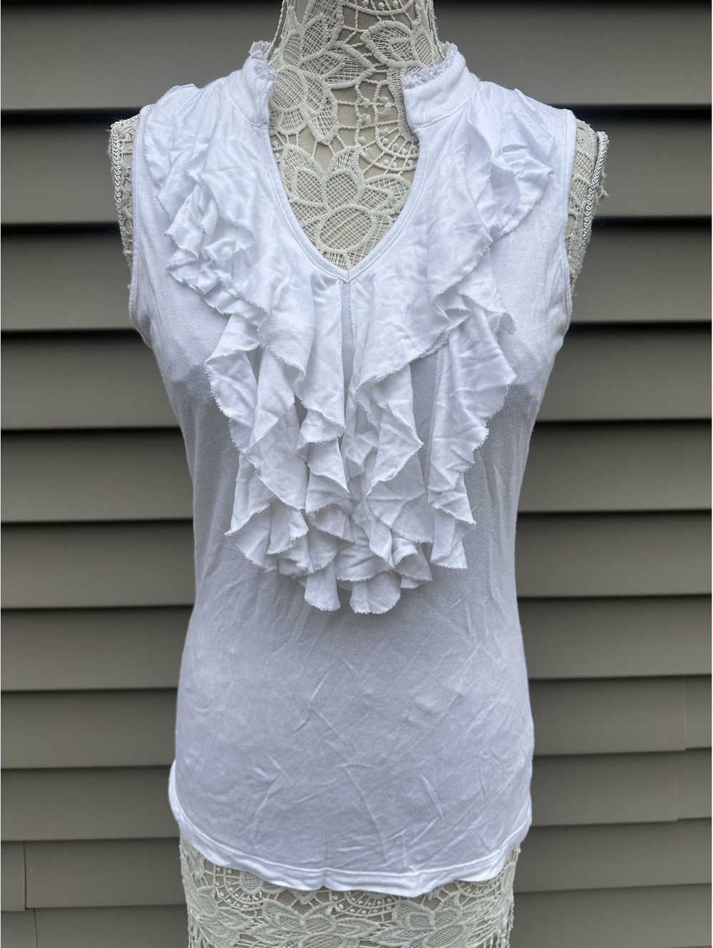 The Limited White Sleeveless Ruffle Blouse Y2K Office Siren Coquette Girl
